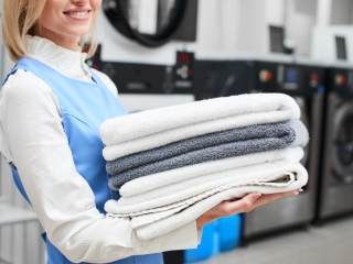 dịch vụ giặt ủi cao cấp khu vực phú nhuận Fenix Laundry